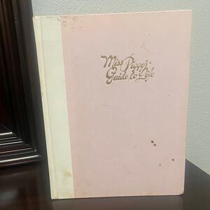 Miss Piggy's Guide to Life Book